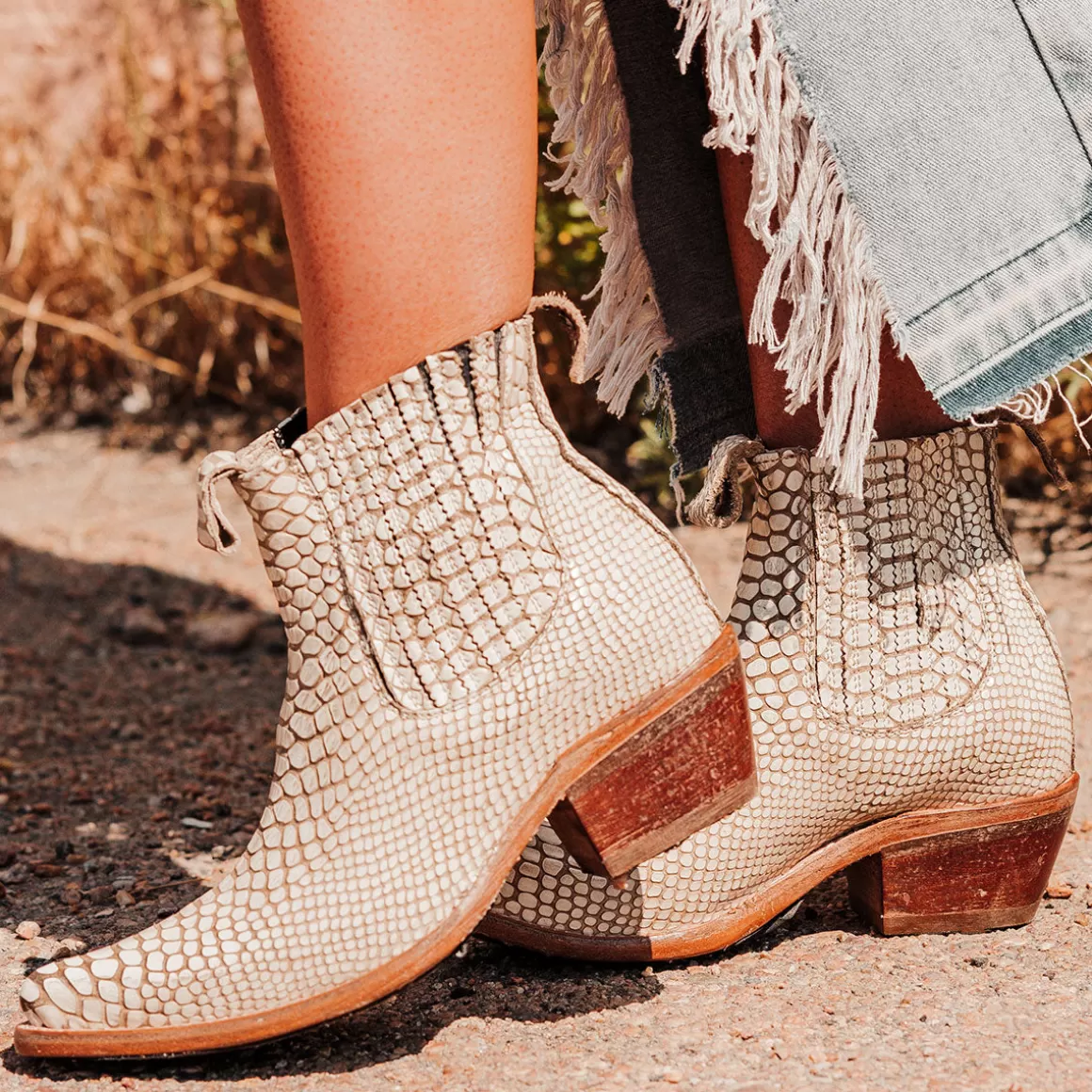 Women Freebird Store Maeve